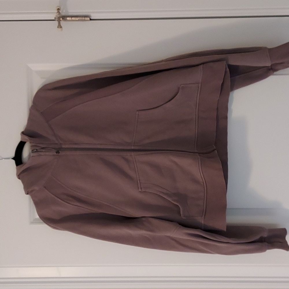 LULULEMON full zip cropped scuba hoodie